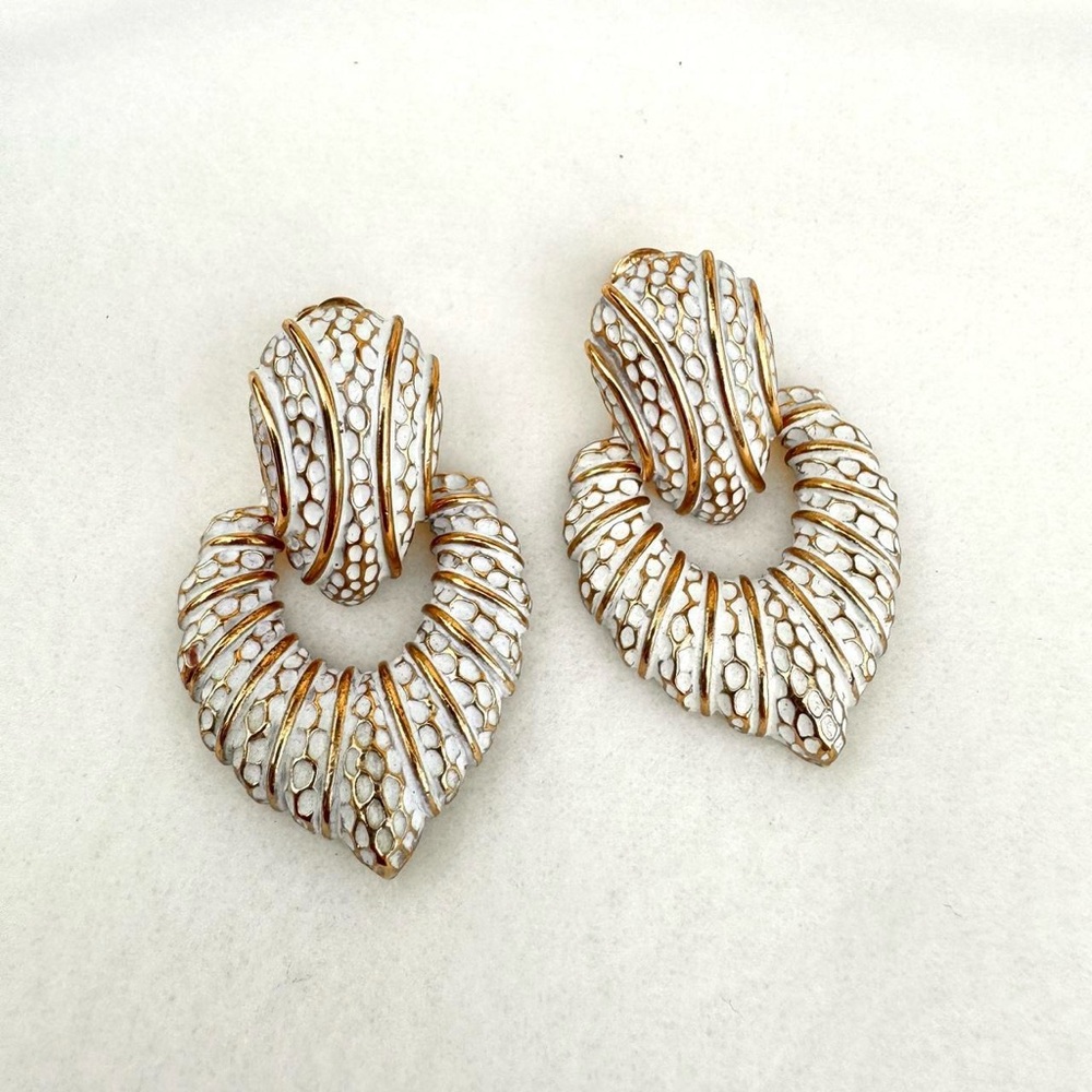 Vintage Napier golden textured clip on earrings boho wedding 80s classic